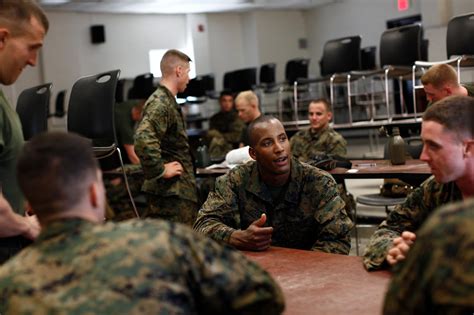 marine corps seeks minority and female officers the new york times