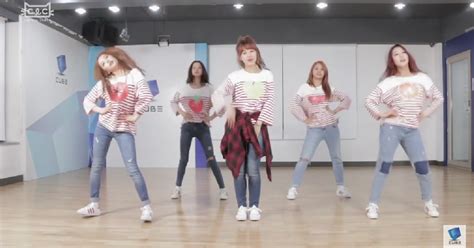 let s practice pepe with clc daily k pop news