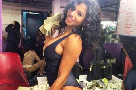 how much money do strippers make dancers show off cash from one night s work daily star