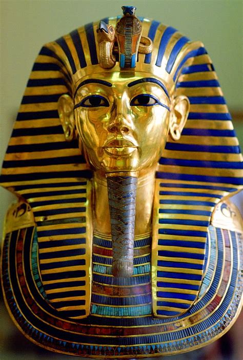 gold mask   face  king tutankhamun   cairo museum  egypt
