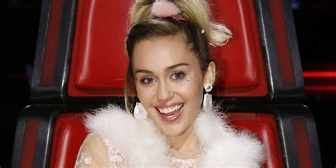 miley cyrus is officially ditching her iconic bleach blonde hair