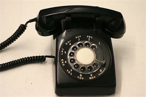 evolution  technology remembers  rotary dial telephones