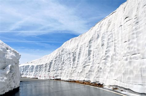 visit  japanese alps   deepest snow   world conde nast