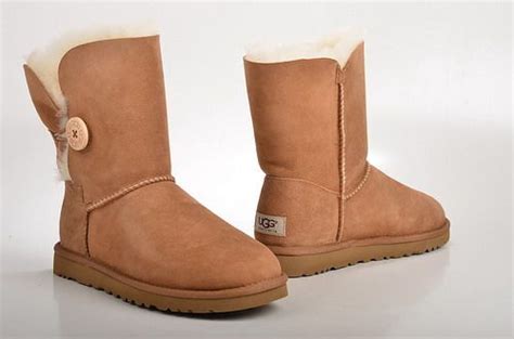 ugg boots  repin  pinterest picturepls give  comment  repin itthen