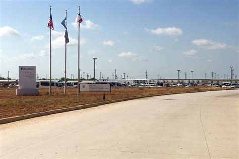 inside a texas detention facility for immigrant families wsj