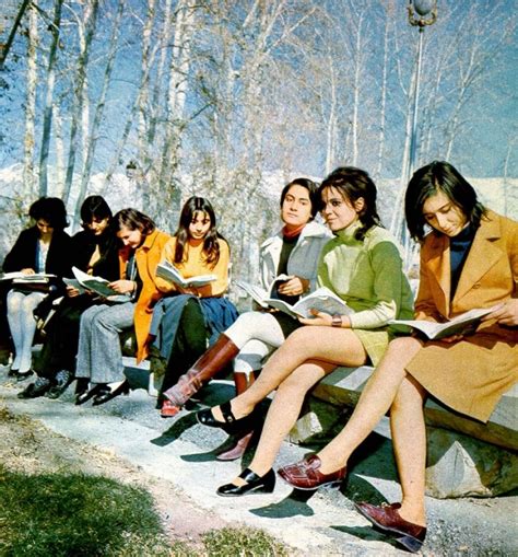 16 photos pour comprendre comment vivaient les femmes iraniennes avant