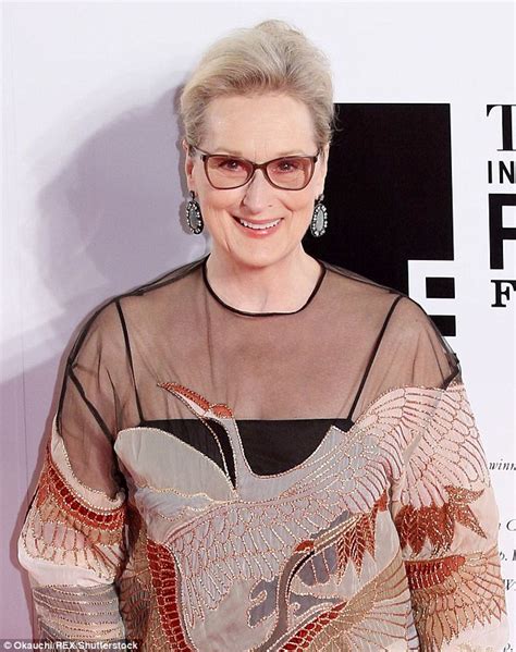 Iron Lady Star Meryl Streep To Receive Golden Globes Lifetime