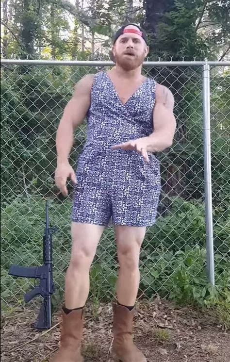 Watch Internet Hillbilly Reviews His Male Romper Houston Chronicle