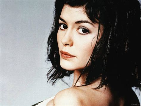 audrey tautou awesome and fabulous images hd wallpapers