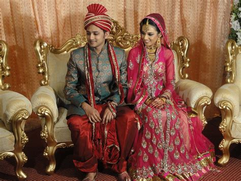 Bridals And Grooms Styles Pakistani Bride And Groom Poses