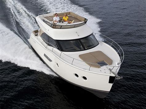 carver yachts  review top speed