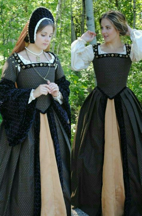 Anne Boleyn Dress Removable Sleeves Renaissance Faire