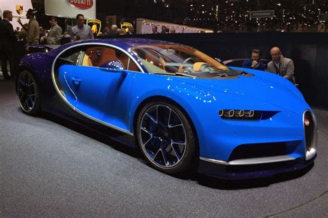bugatti chiron revealed  geneva   world    fastest