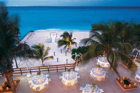 What Is A Destination Wedding Complete Guide Here