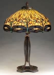 images  tiffany lamps  pinterest auction wisteria  tiffany lamps