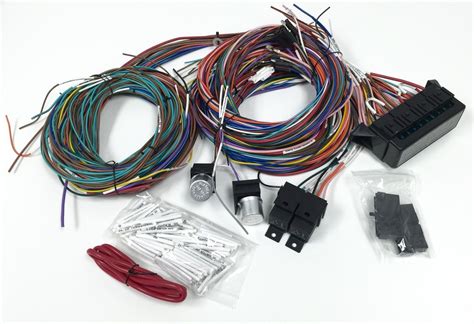 complete universal 12v 24 circuit 20 fuse wiring harness wire kit v8