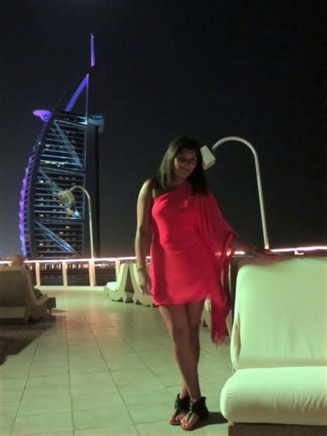 Dubai What To Wear When You Re There The Style Traveller