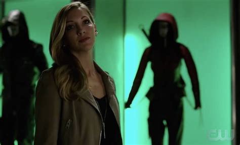 Arrow What Is The Future Of The Black Canary Mantle After Who Are You