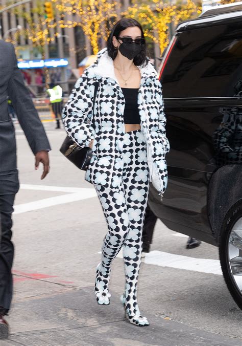 Rihanna Quinn Style Clothes Outfits And Fashion Rihanna Was Spotted