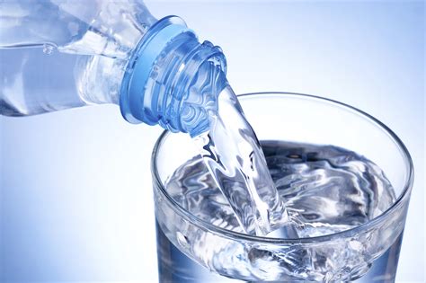 How Much Water Should You Drink Every Day To Stay Healthy And Hydrated