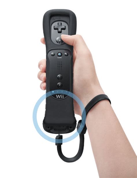black wii remote motion  device coming  holiday wii giant bomb