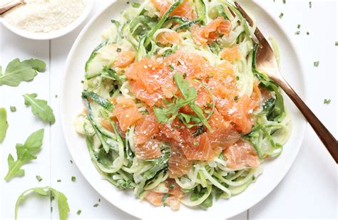 courgetti met gerookte zalm