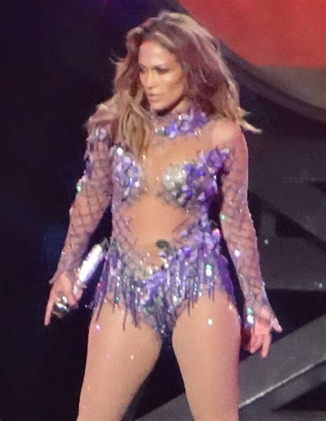Jennifer Lopez Performs Live At Planet Hollywood In Las Vegas Gotceleb