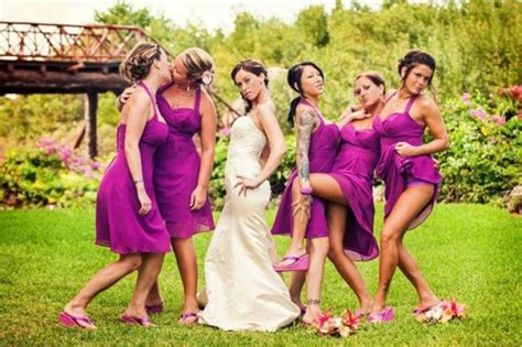 hilarious wedding fails bridesmaids photos awkward wedding photos