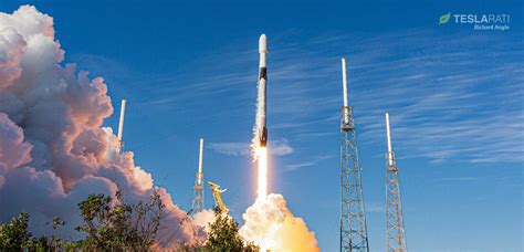 spacexs  starlink launch    wait  bit longer