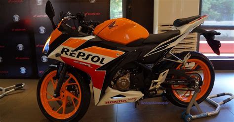 honda cbr  repsol motorcycle features review motorcycle reviews user reviews features