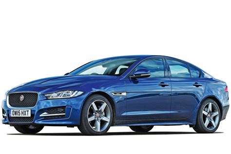 jaguar xe saloon practicality boot space carbuyer