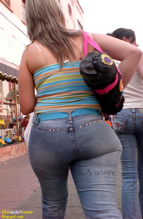 sexy girls on the street girls in jeans spandex and leggings tight dresses maduras con