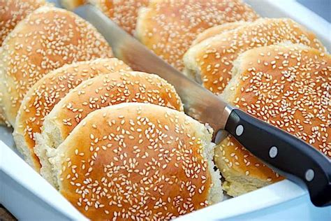 tray filled  buns   knife