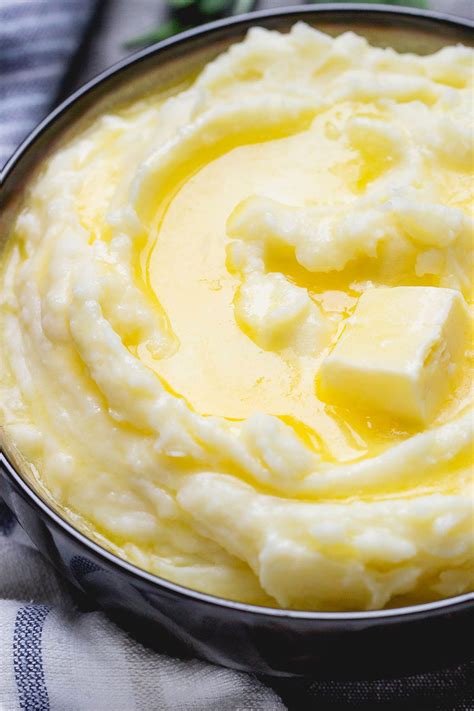 Extra Creamy Mashed Potatoes Recipe — Eatwell101