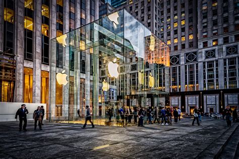 mind blowing facts  apple   show    gigantic  company