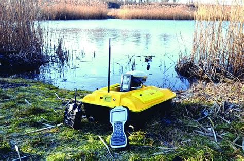 view   measurement set hydro drone smart sonar boat  gps  scientific