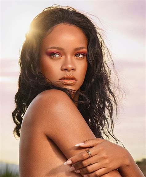 rihanna is hosting her first fenty beauty class this month