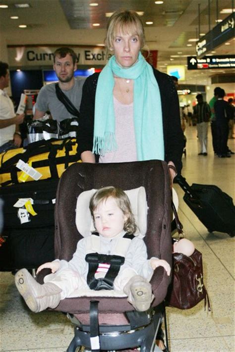 Toni Collette And Dave Galafassi At Sydney Airport Zimbio