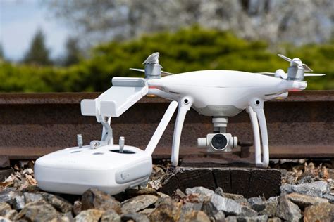 dji phantom  review automatic flying   people cnet