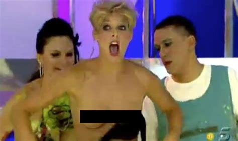 Presenter Flashes Breasts After Wardrobe Malfunction On