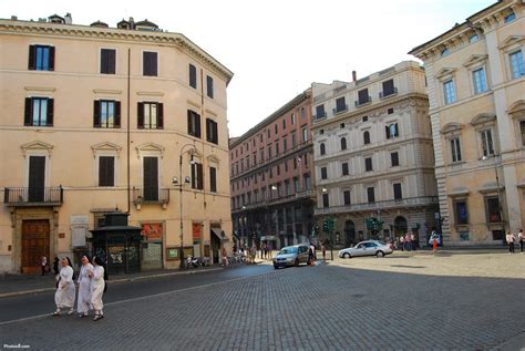 piazza del gesu palazzo cenci bolognetti rome door ton van maurik