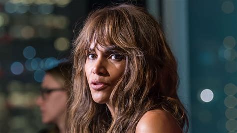 Halle Berry Says She S Livid Former Manager Allegedly Used Her Name
