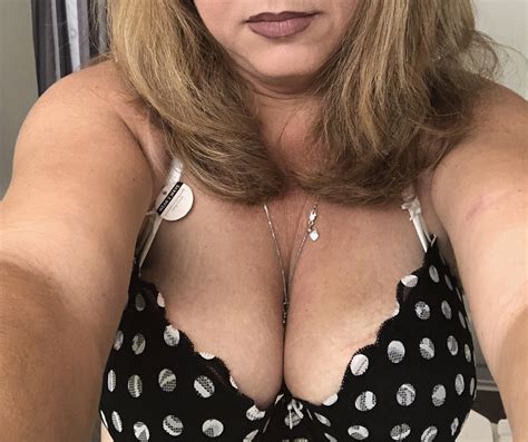 sexy busty wife tributes please xnxx adult forum