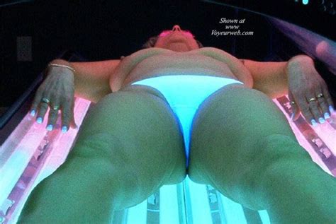 Tanning Bed Wife September 2007 Voyeur Web