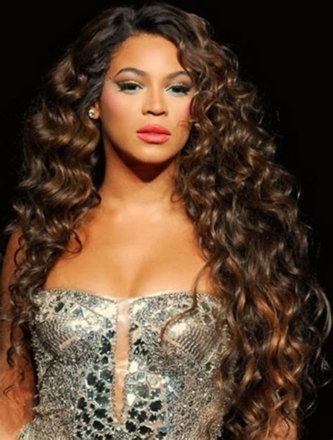 20 Quick Hairstyles For Curly Hair Womens Feed Inspiration
