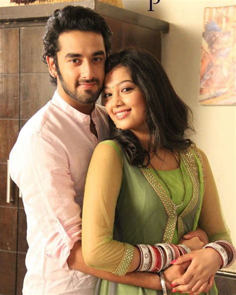 Wow Checkout This Romantic Photos Of Veera And Baldev As