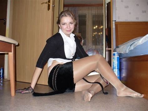 27 best pantyhose with nylon feet images on pinterest tights tan pantyhose and nylon stockings