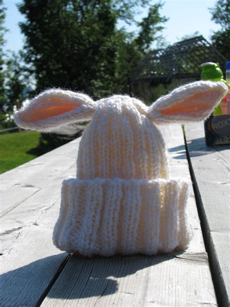 knitted  bunny ears pattern