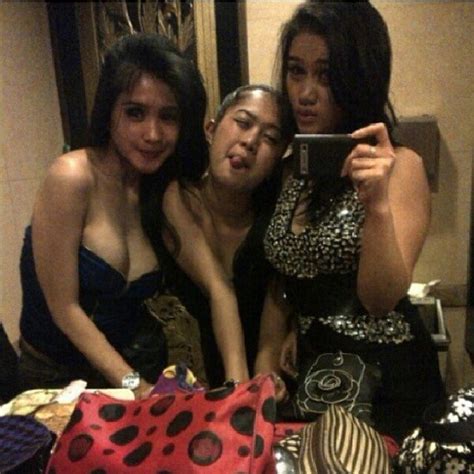 Sexy Party With Bibie Julius Kandang Foto Model