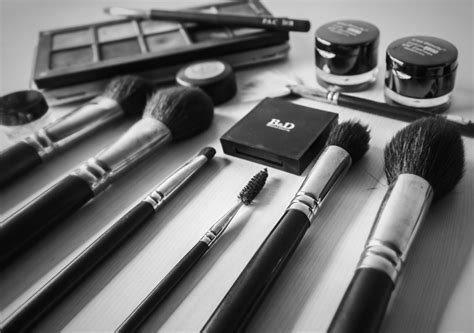 stores   face makeup kits fashion cluba